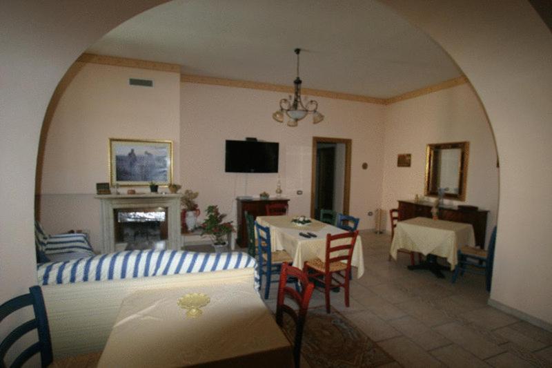 Tavernola - Locanda Di Campagna Battipaglia Ngoại thất bức ảnh