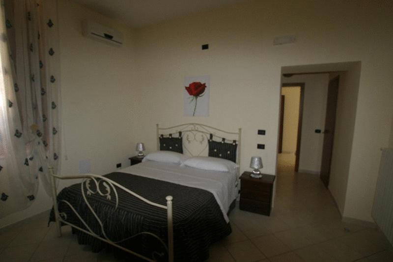 Tavernola - Locanda Di Campagna Battipaglia Ngoại thất bức ảnh