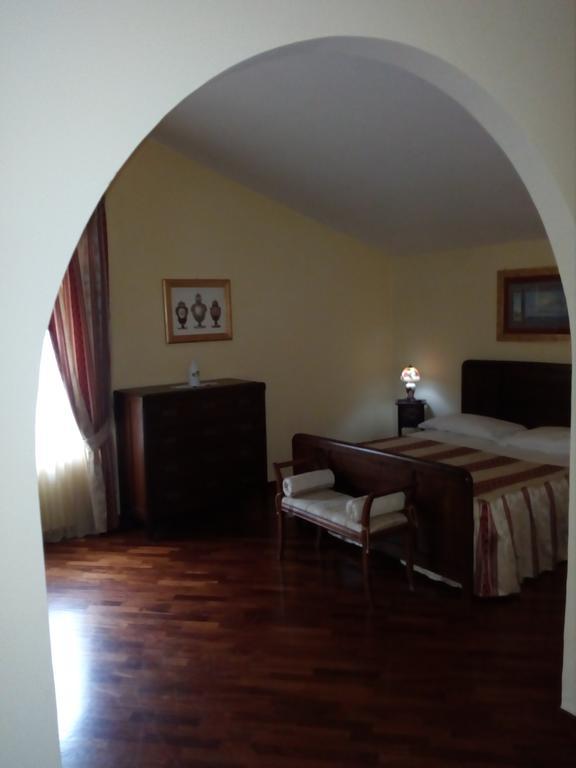 Tavernola - Locanda Di Campagna Battipaglia Ngoại thất bức ảnh